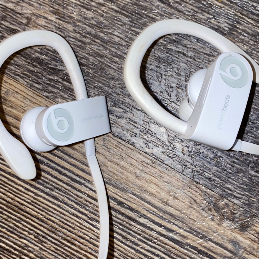 Beats By Dr Dre Wireless Headphones